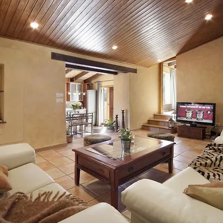 Magdalena Villa Calvia (Mallorca)